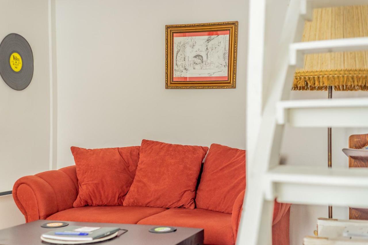 Gabi'S Central Broadway Nest @ Nagymezo Str Βουδαπέστη Εξωτερικό φωτογραφία
