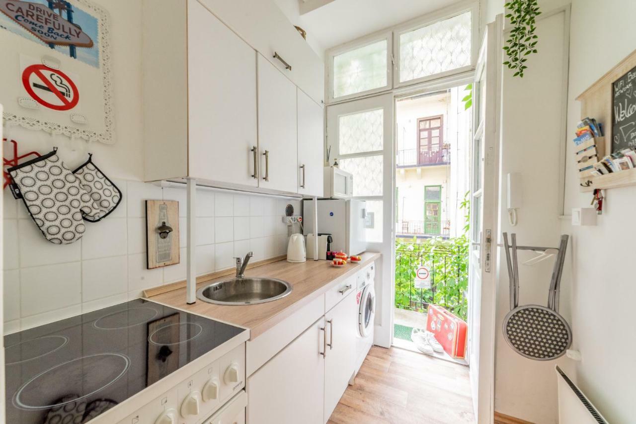 Gabi'S Central Broadway Nest @ Nagymezo Str Βουδαπέστη Εξωτερικό φωτογραφία