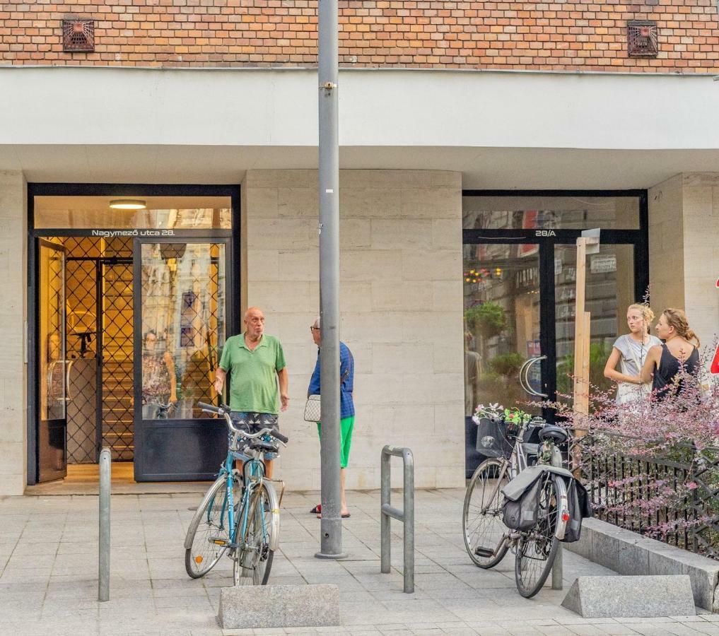 Gabi'S Central Broadway Nest @ Nagymezo Str Βουδαπέστη Εξωτερικό φωτογραφία